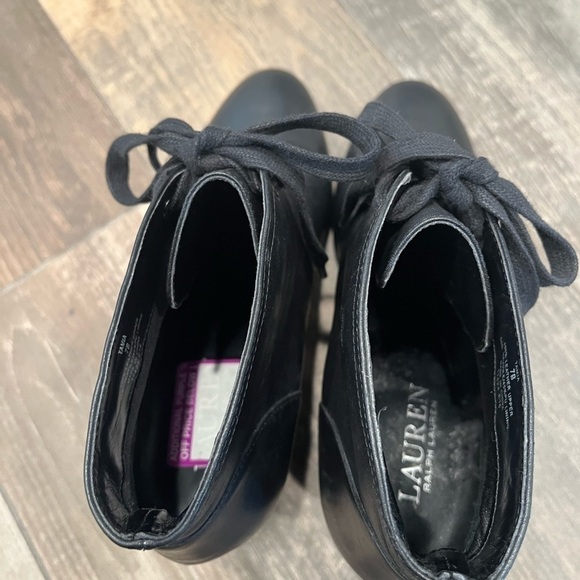Lauren Ralph Lauren Tamia Black Leather Lace Up Booties Size 7B - Picture 6 of 8